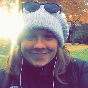 Meet your Posher, Anna